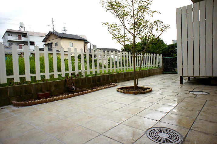 3種のイタリアタイルが演出するお庭と玄関周り 名古屋市名東区 Kb様邸 ジャルダン ファヴォリ Jardin Favori
